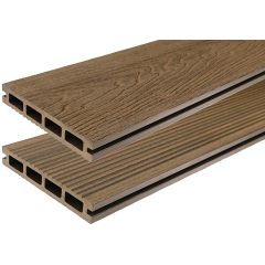 wpc teraszburkolat mély barna színben Makón